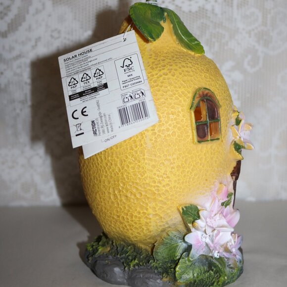 Lemon fairy solar house new with tags uses one included AAA battery and the sun - Picture 8 of 10